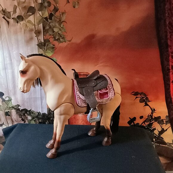 EUC: Our Generation Horse by Battat 20" Tall with Saddle and Poseable Legs - Picture 5 of 11